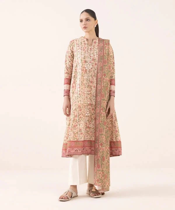 img_sapphire_lawn_awwal_boutique