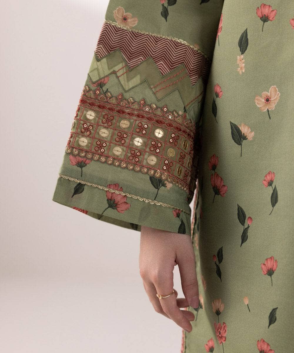img_sapphire_lawn_24_awwal_boutique