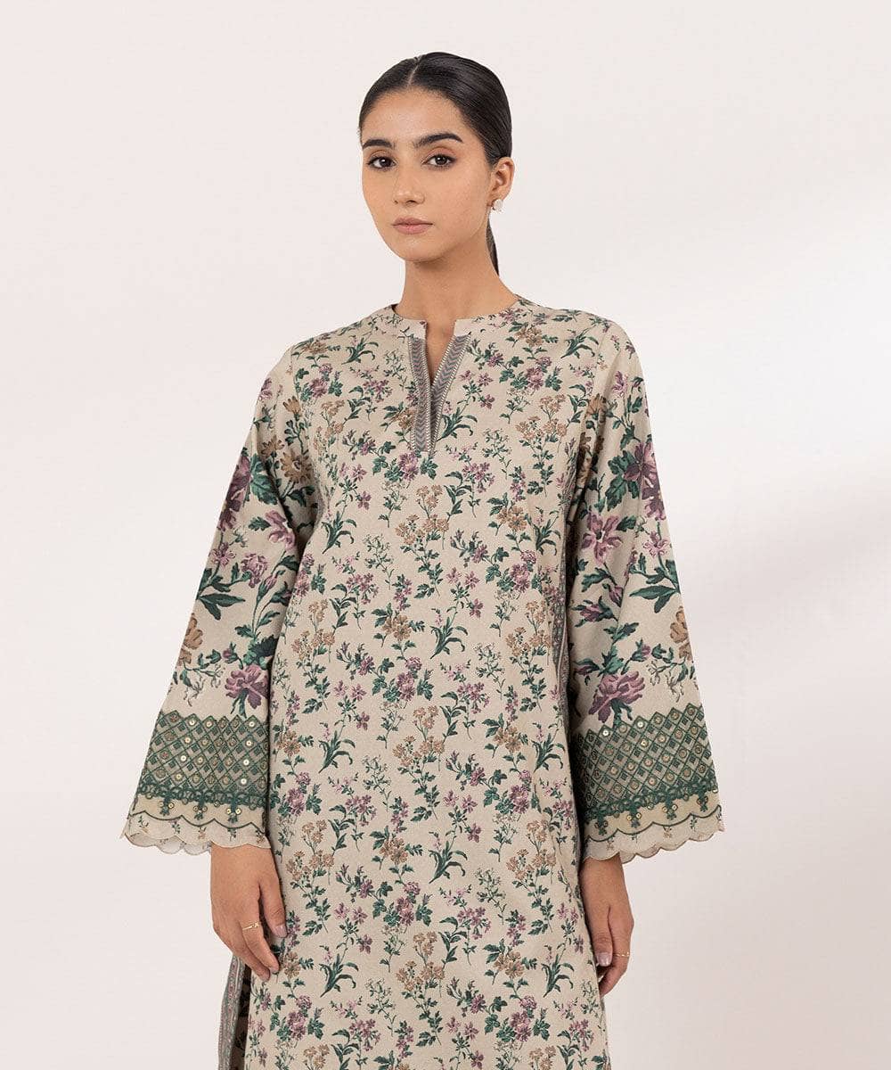 img_sapphire_lawn_24_awwal_boutique