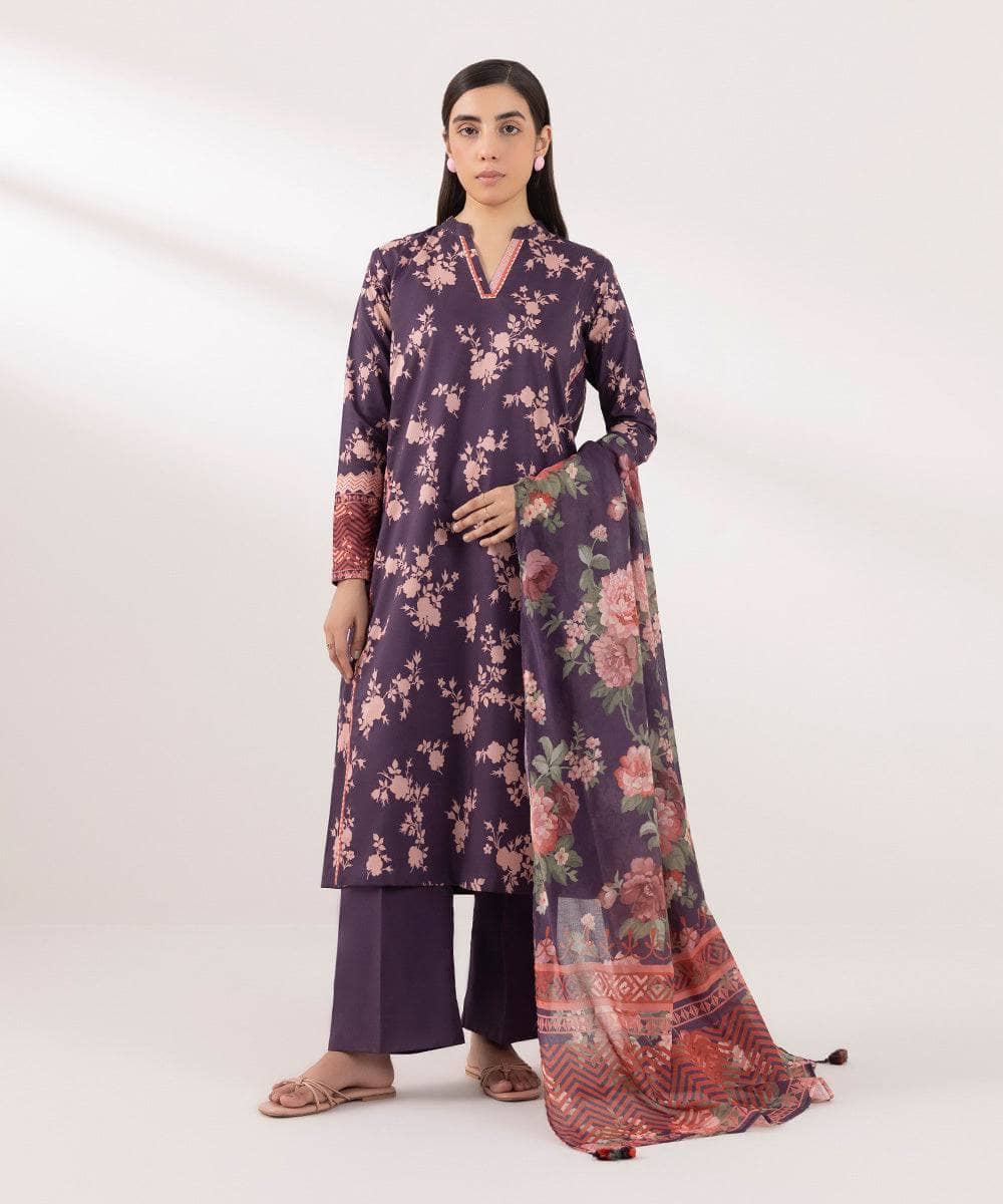 img_sapphire_lawn_awwal_boutique