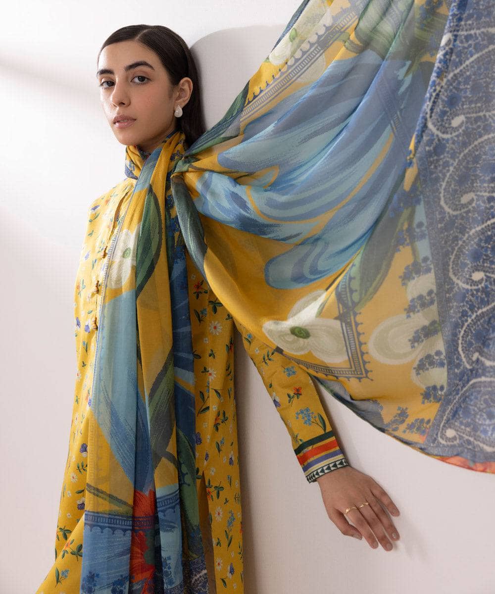img_sapphire_lawn_awwal_boutique