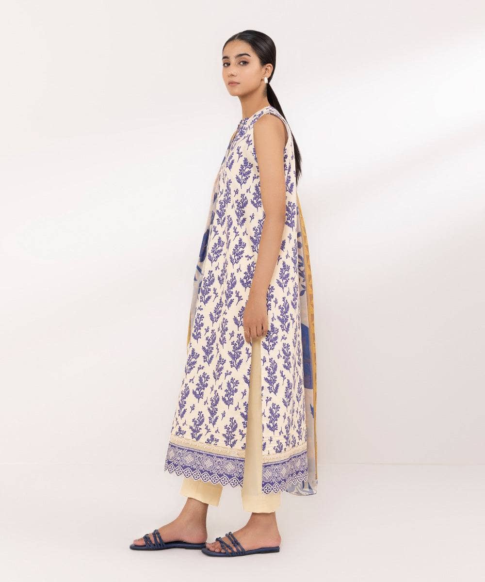 img_sapphire_lawn_24_awwal_boutique