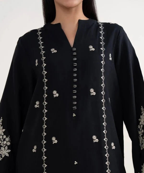 img_sapphire_pre_fall_awwal_boutique
