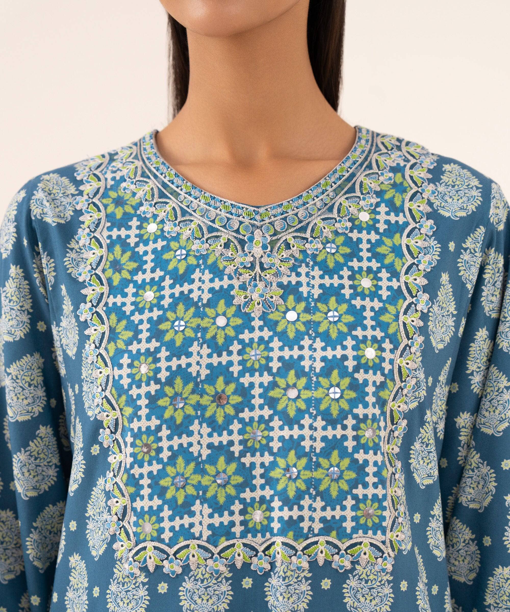 img_sapphire_pre_fall_awwal_bputique
