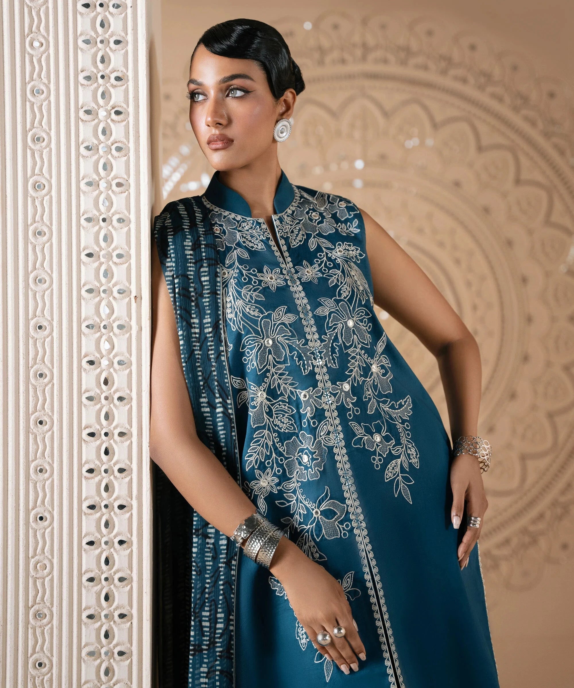 img_sapphire_pre_fall_collection_awwal_boutique