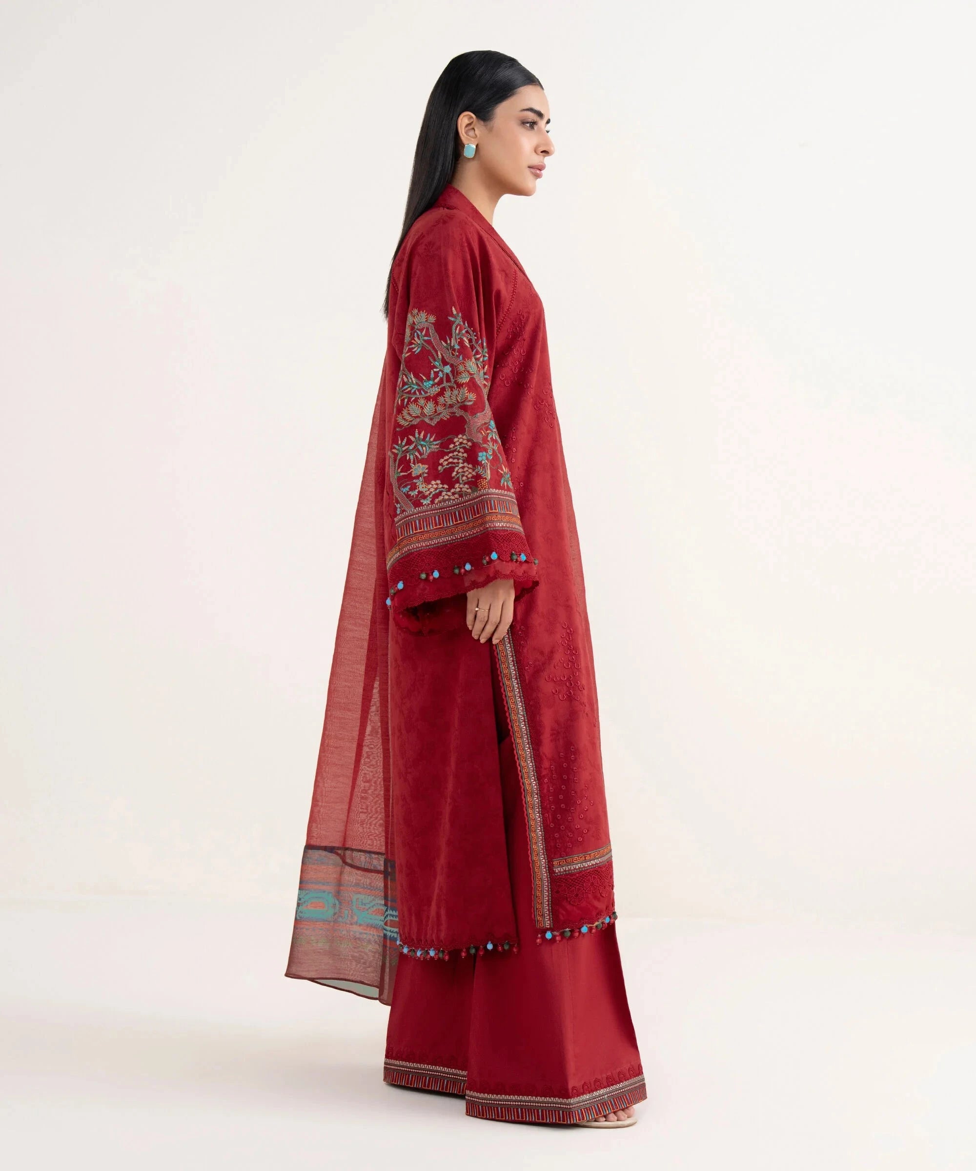 img_sapphire_pre_fall_collection_awwal_boutique