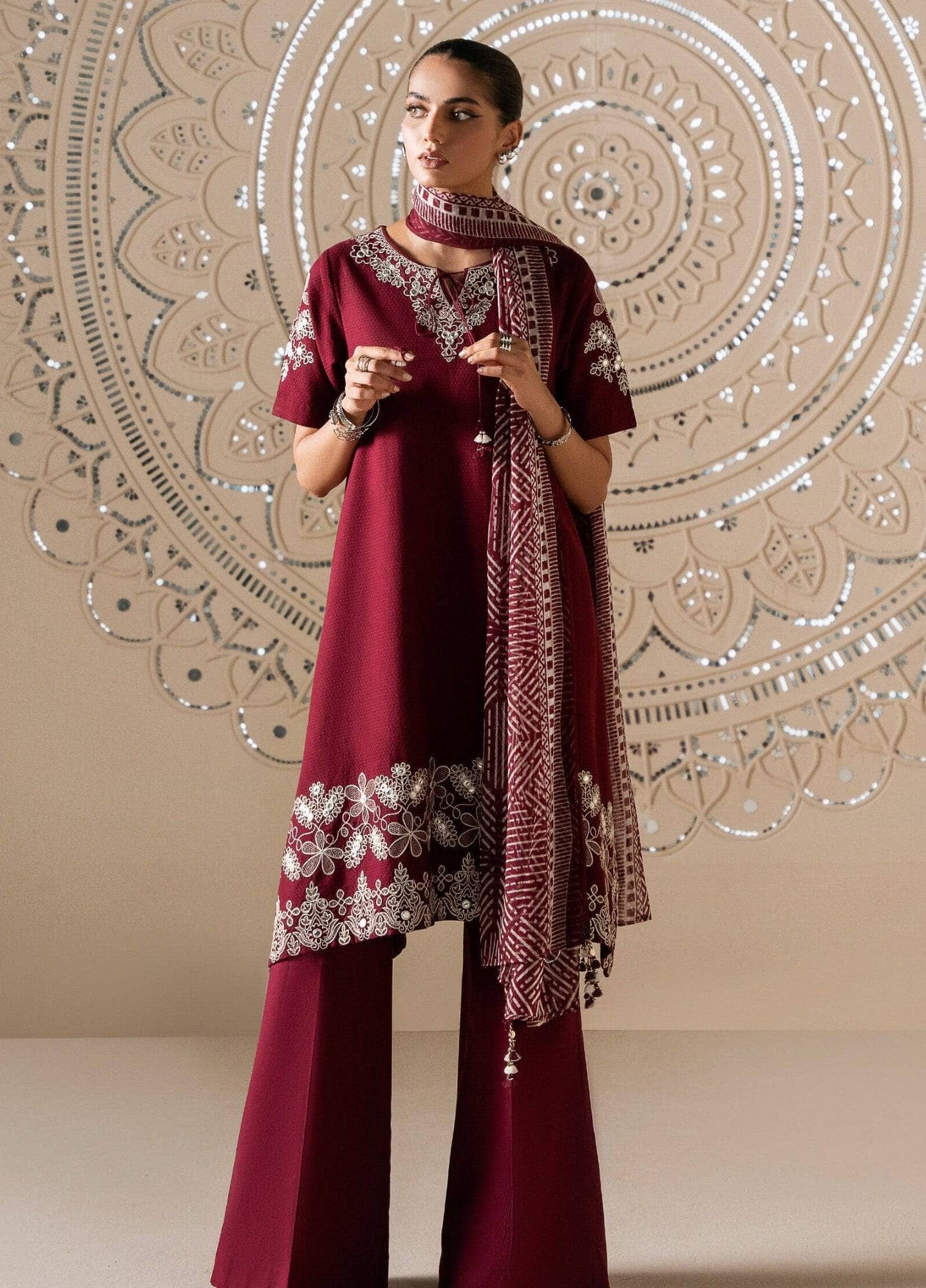 img_sapphire_pre_fall_winter_collection_awwal_boutique
