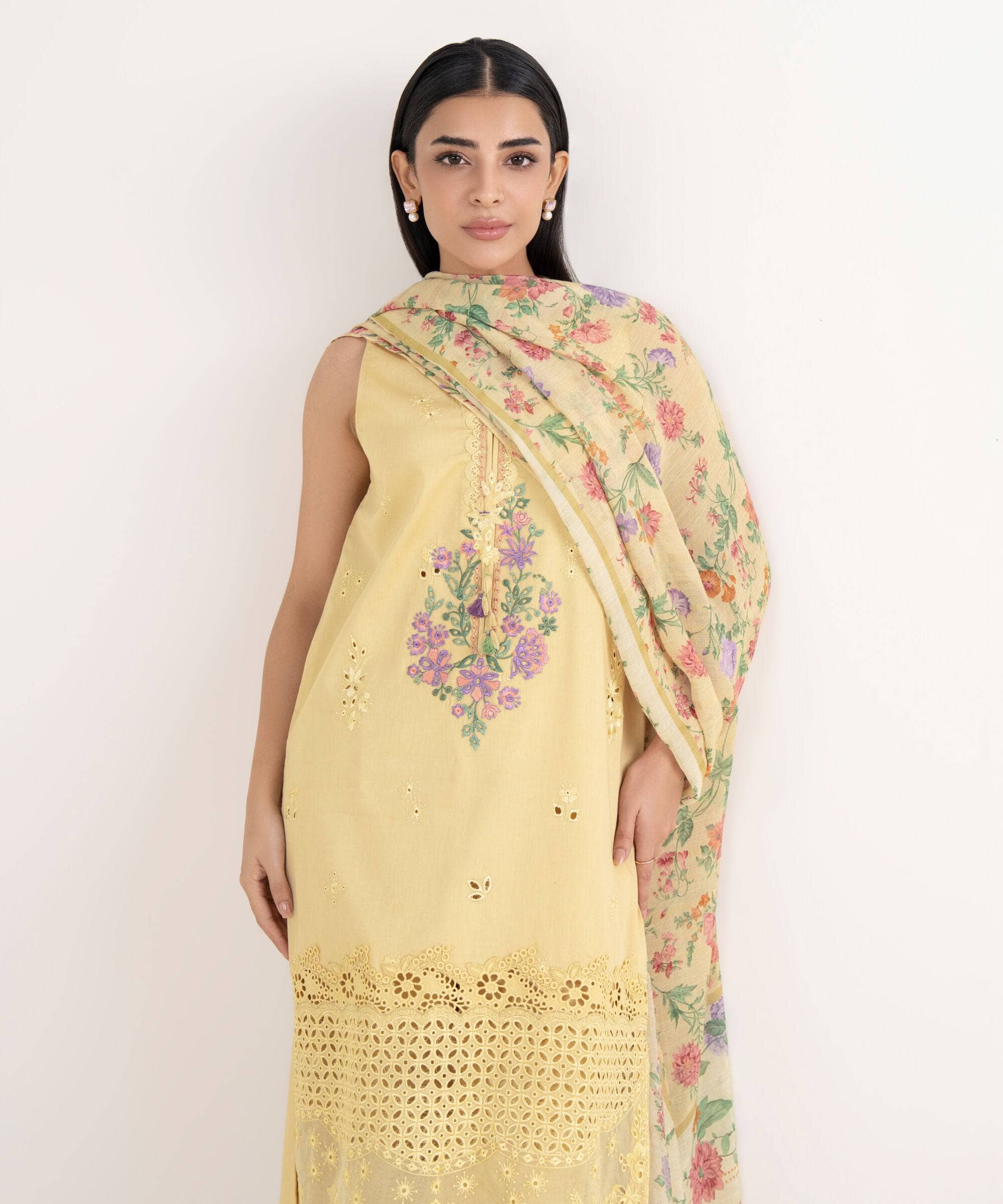 img_sapphire_pre_fall_collection_awwal_boutique