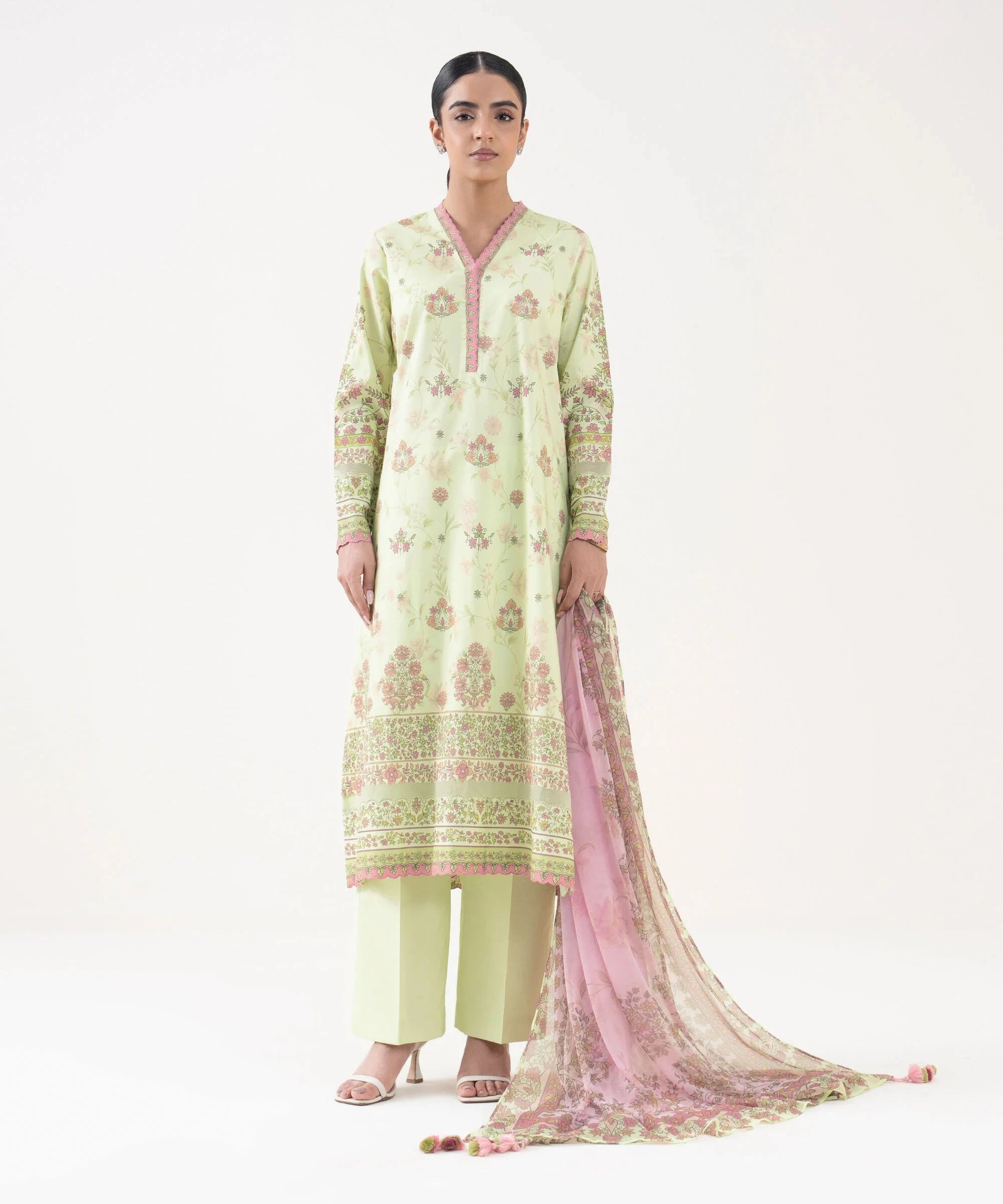 img_sapphire_pre_fall_collection_awwal_boutique