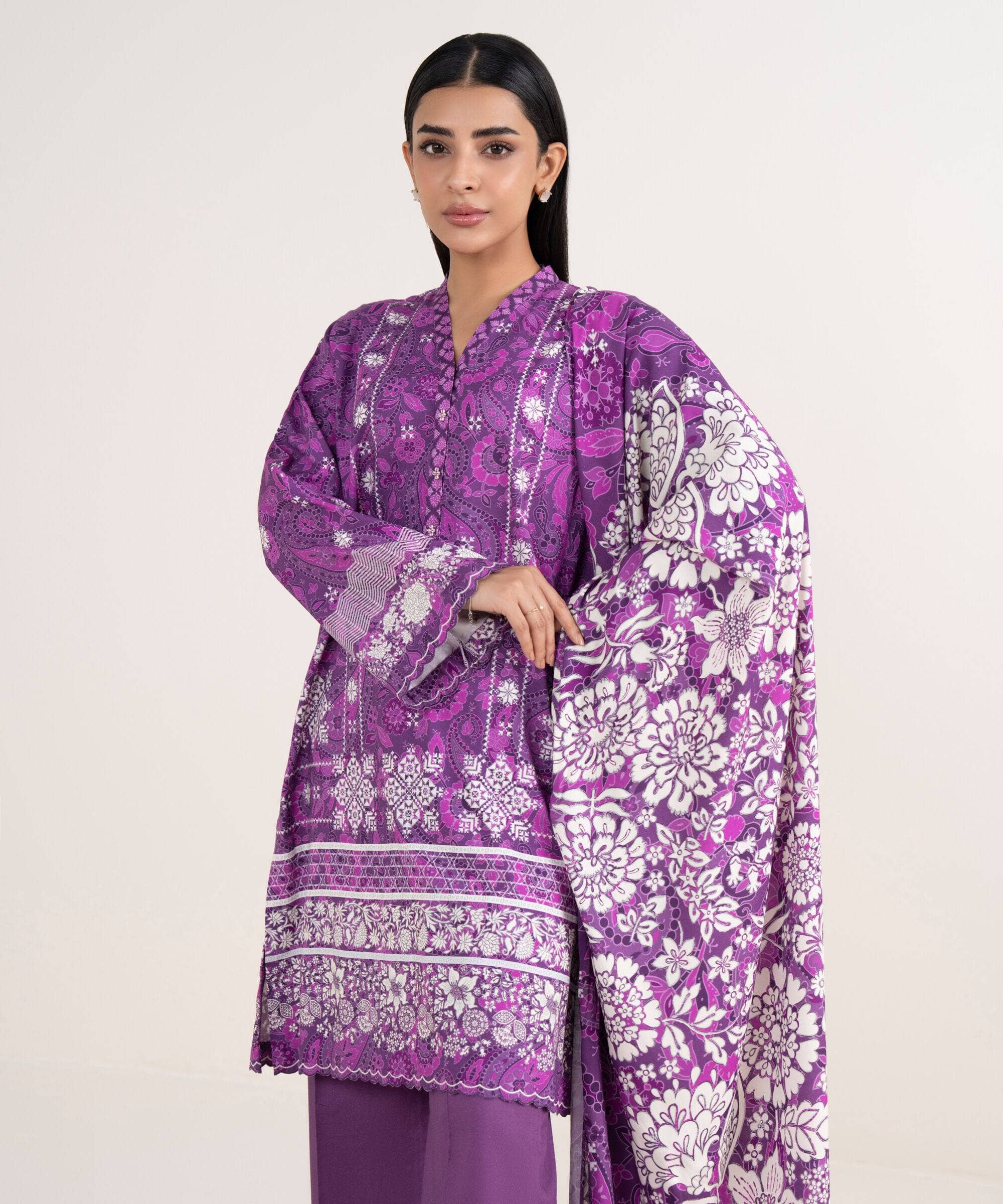 img_sapphire_pre_fall_collection_awwal_boutique