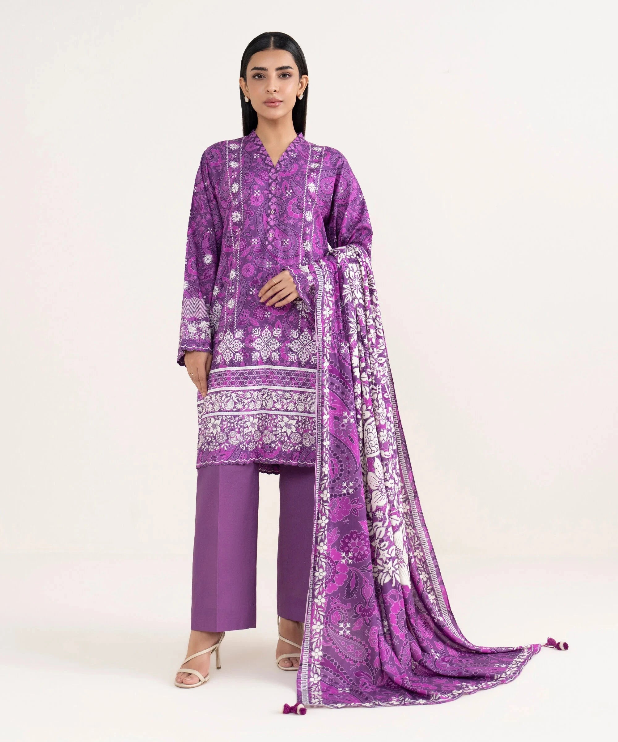img_sapphire_pre_fall_collection_awwal_boutique