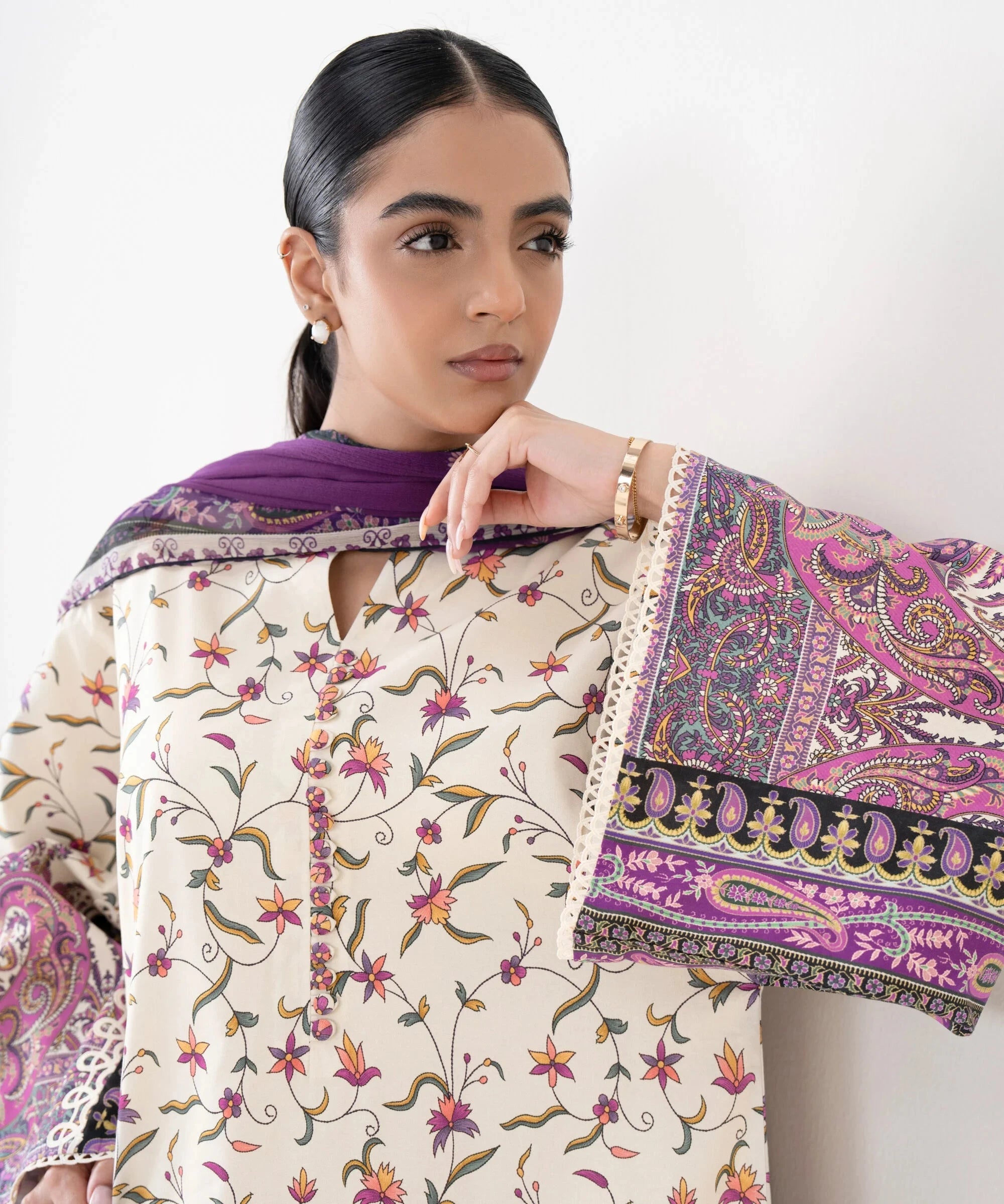 img_sapphire_pre_fall_collection_awwal_boutique