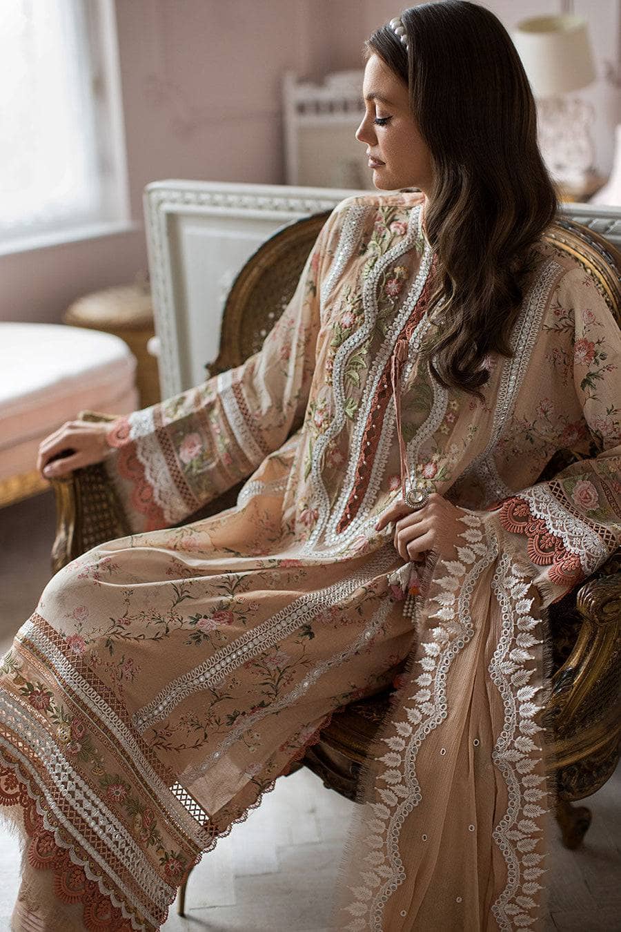 img_sobia_nazir_lawn_24_awwal_boutique