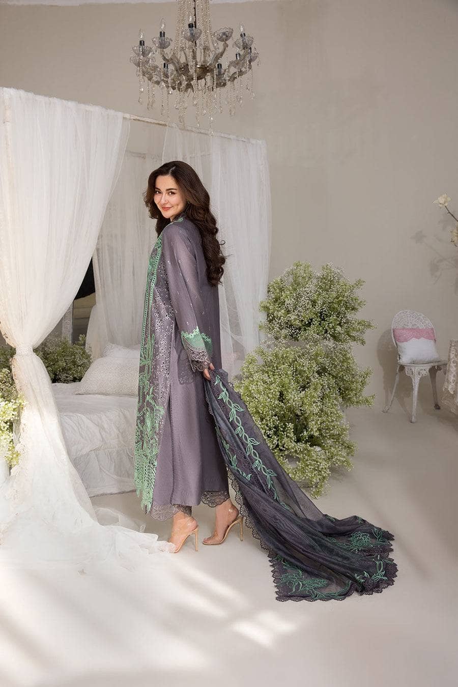 img_sobia_nazir_lawn_25_awwal_boutique