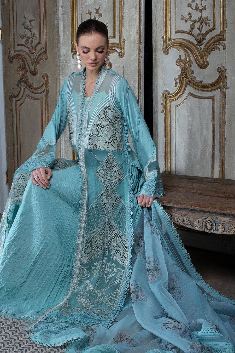 img_sobia_nazir_lawn_24_awwal_boutique