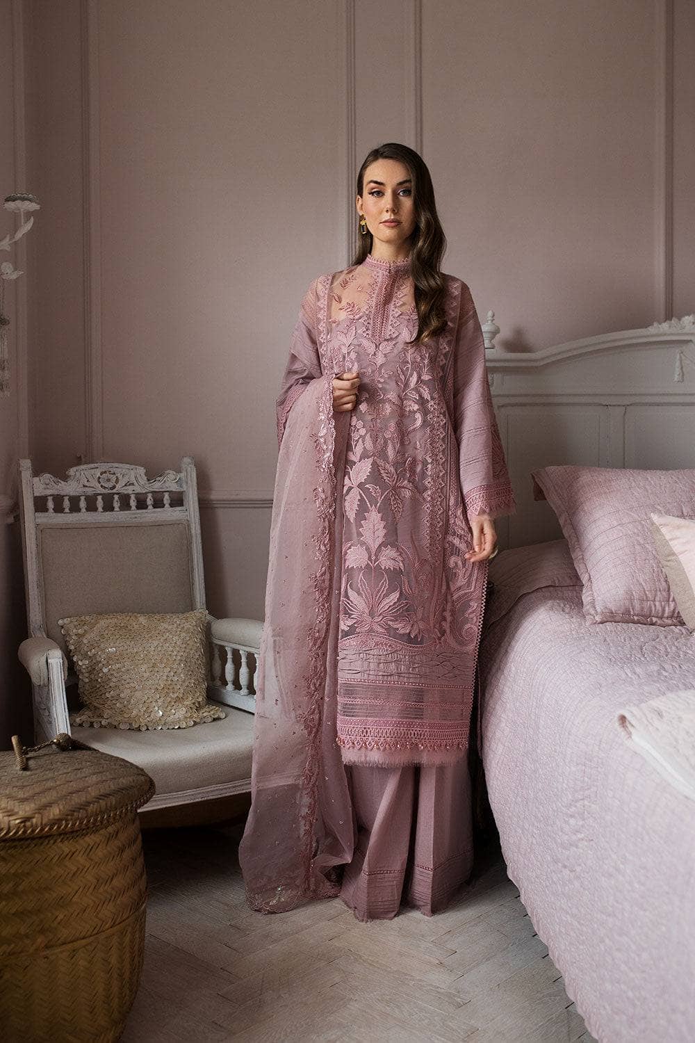 img_sobia_nazir_lawn_24_awwal_boutique