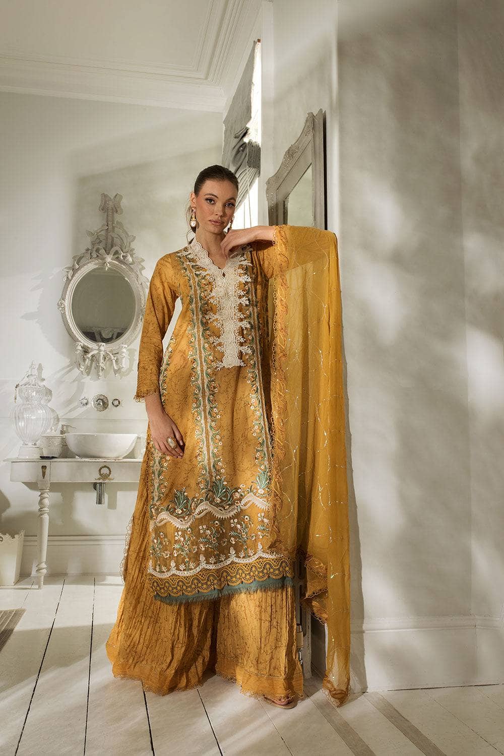 img_sobia_nazir_lawn_24_awwal_boutique