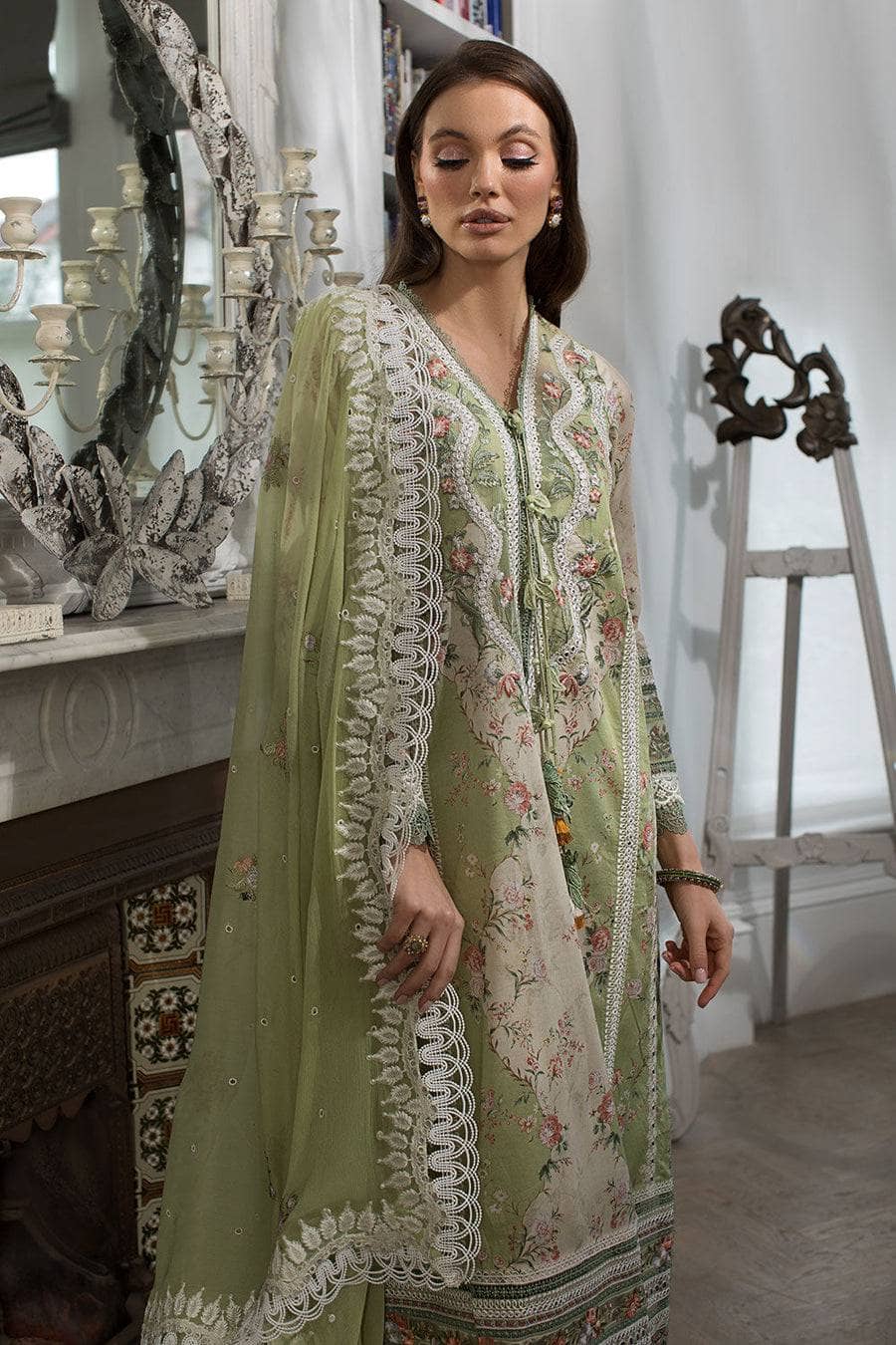 img_sobia_nazir_lawn_24_awwal_boutique