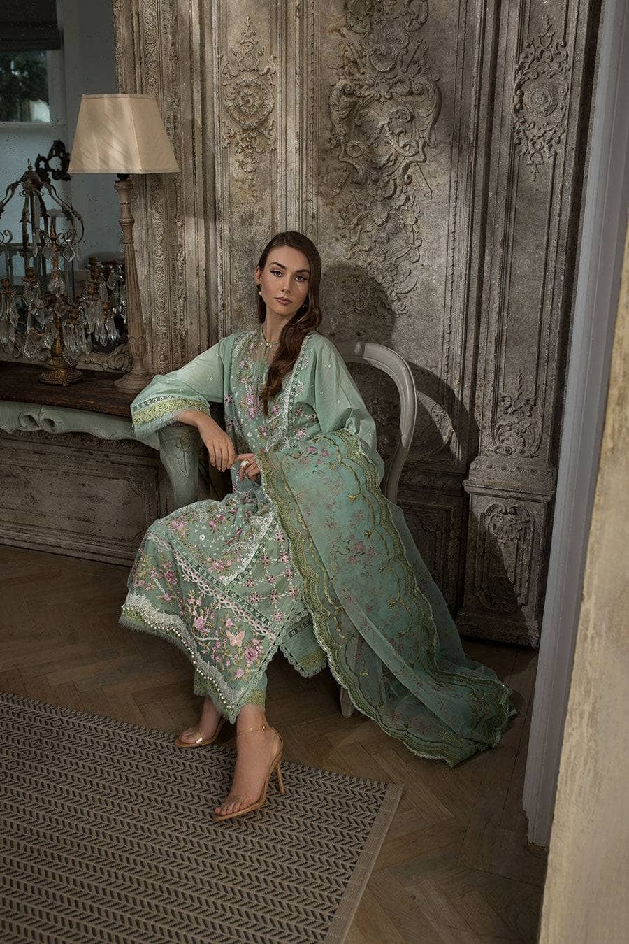 img_sobia_nazir_lawn_24_awwal_boutique