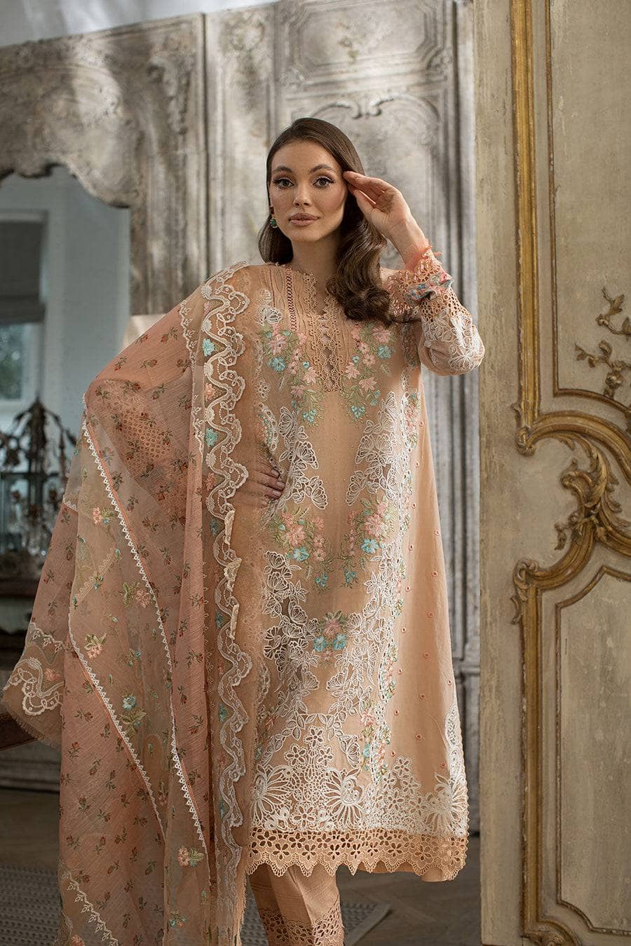 img_sobia_nazir_lawn_24_awwal_boutique