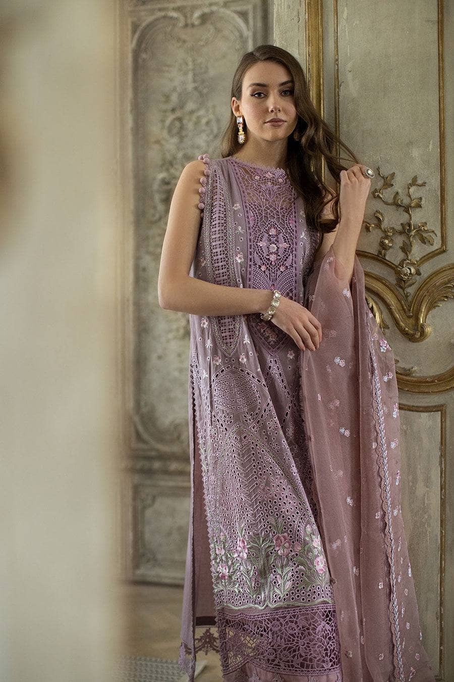 img_sobia_nazir_lawn_24_awwal_boutique
