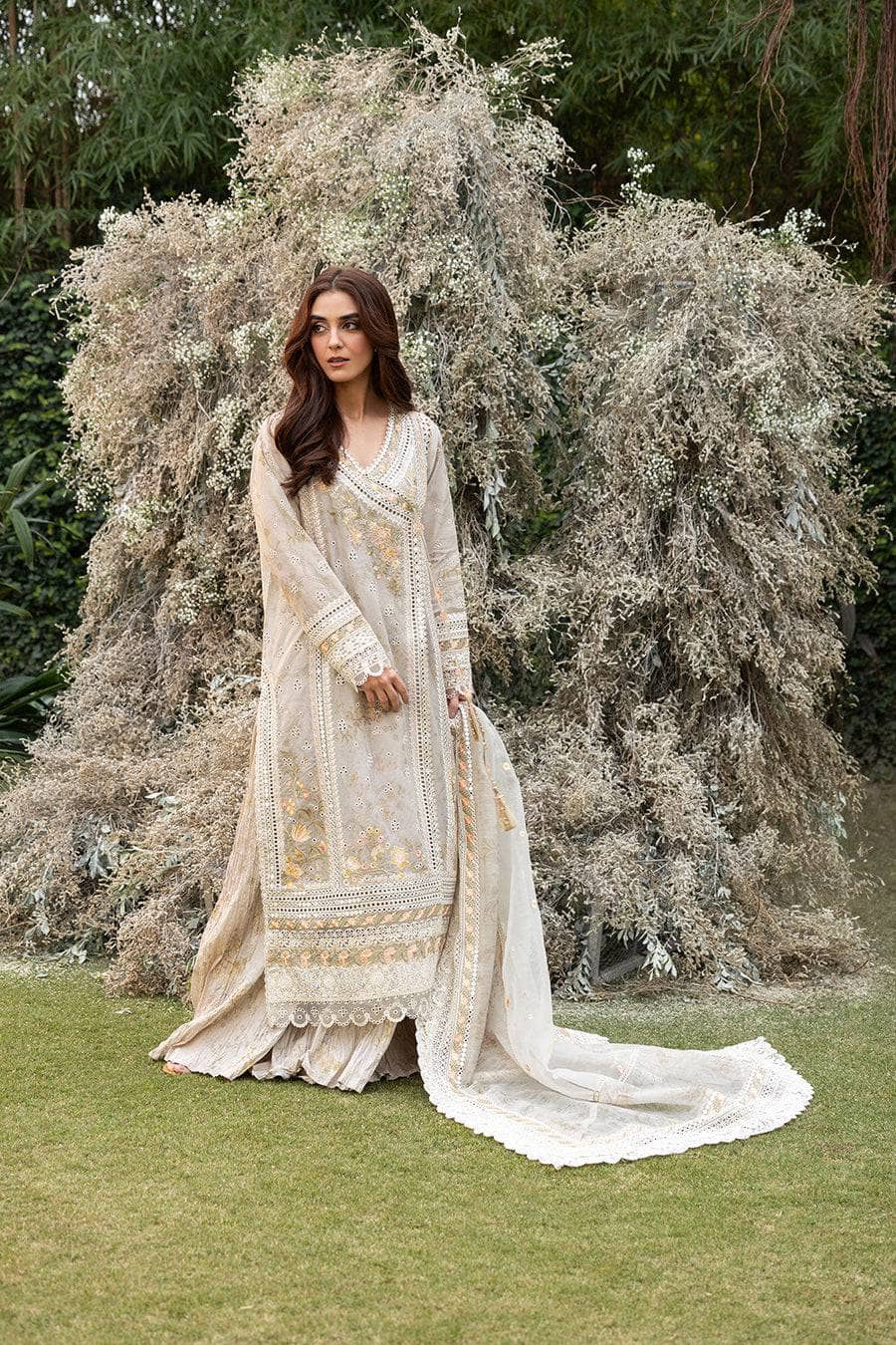 img_sobia_nazir_lawn_25_awwal_boutique