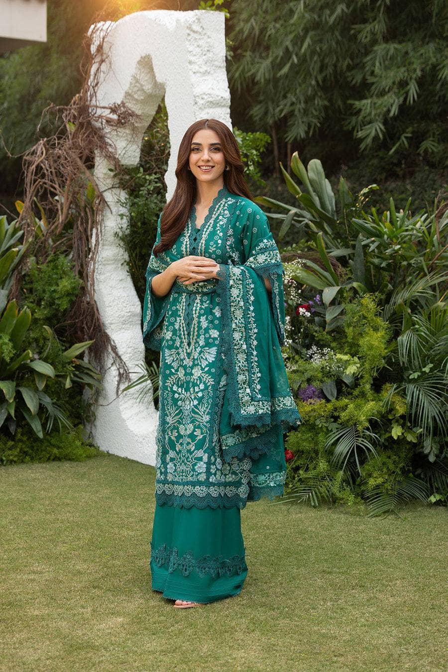 img_sobia_nazir_lawn_25_awwal_boutique