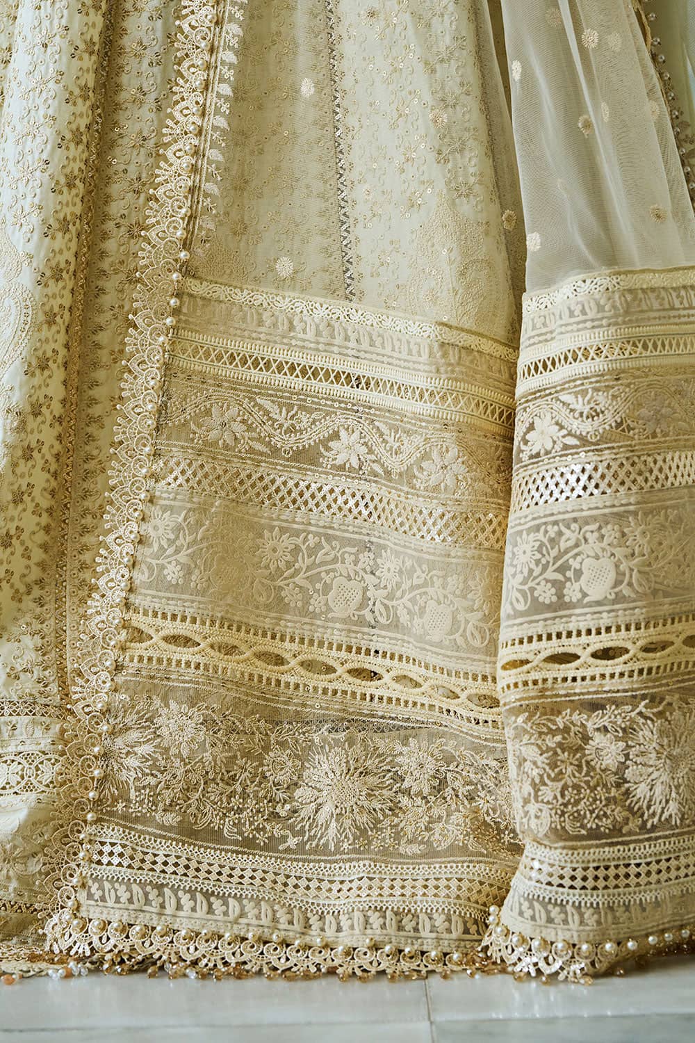 img_sobia_nazir_lawn_26_awwal_boutique