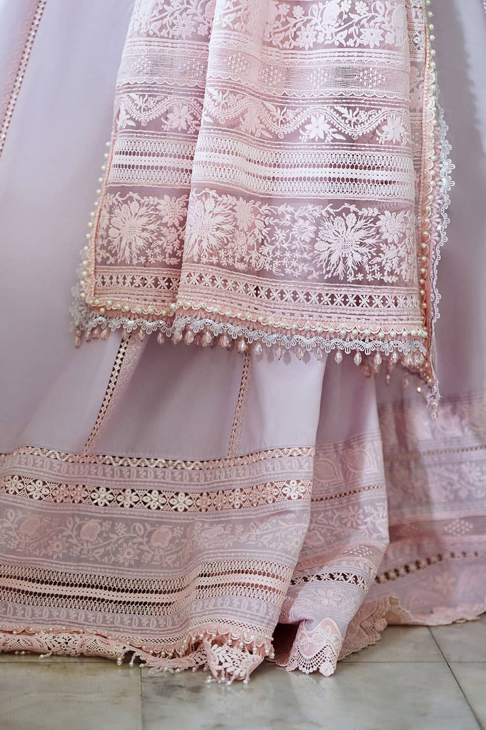 img_sobia_nazir_lawn_26_awwal_boutique