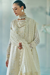 Sobia Nazir Luxury Lawn 26/9A
