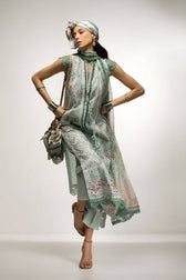 img_sobia_nazir_vital_lawn_23_awwal_boutique