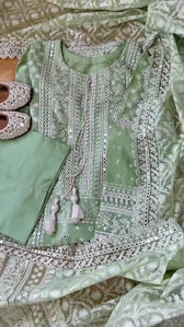 img_stitched_look_sobia_nazir_awwal_boutique