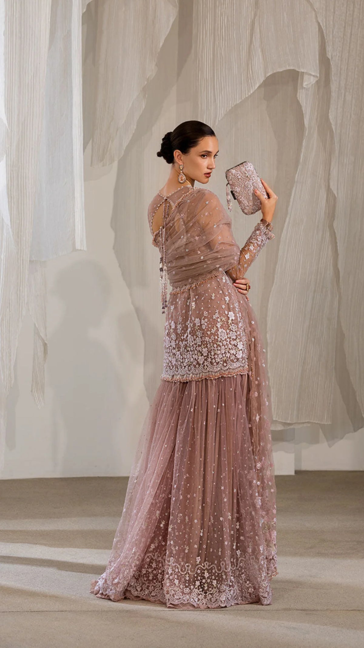 img_sobia_nazir_nur_festive_awwal_boutique