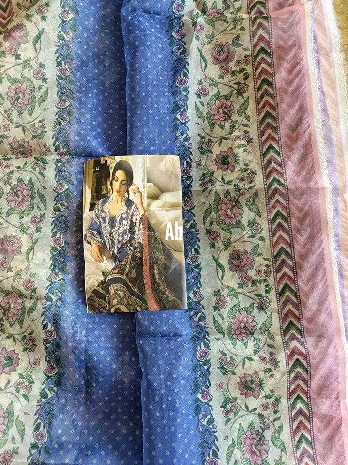 img_sobia_nazir_lawn_23_awwal_boutique