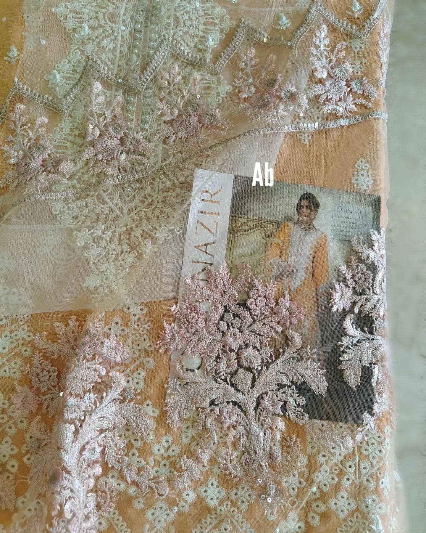 img_sobia_nazir_lawn_23_awwal_boutique