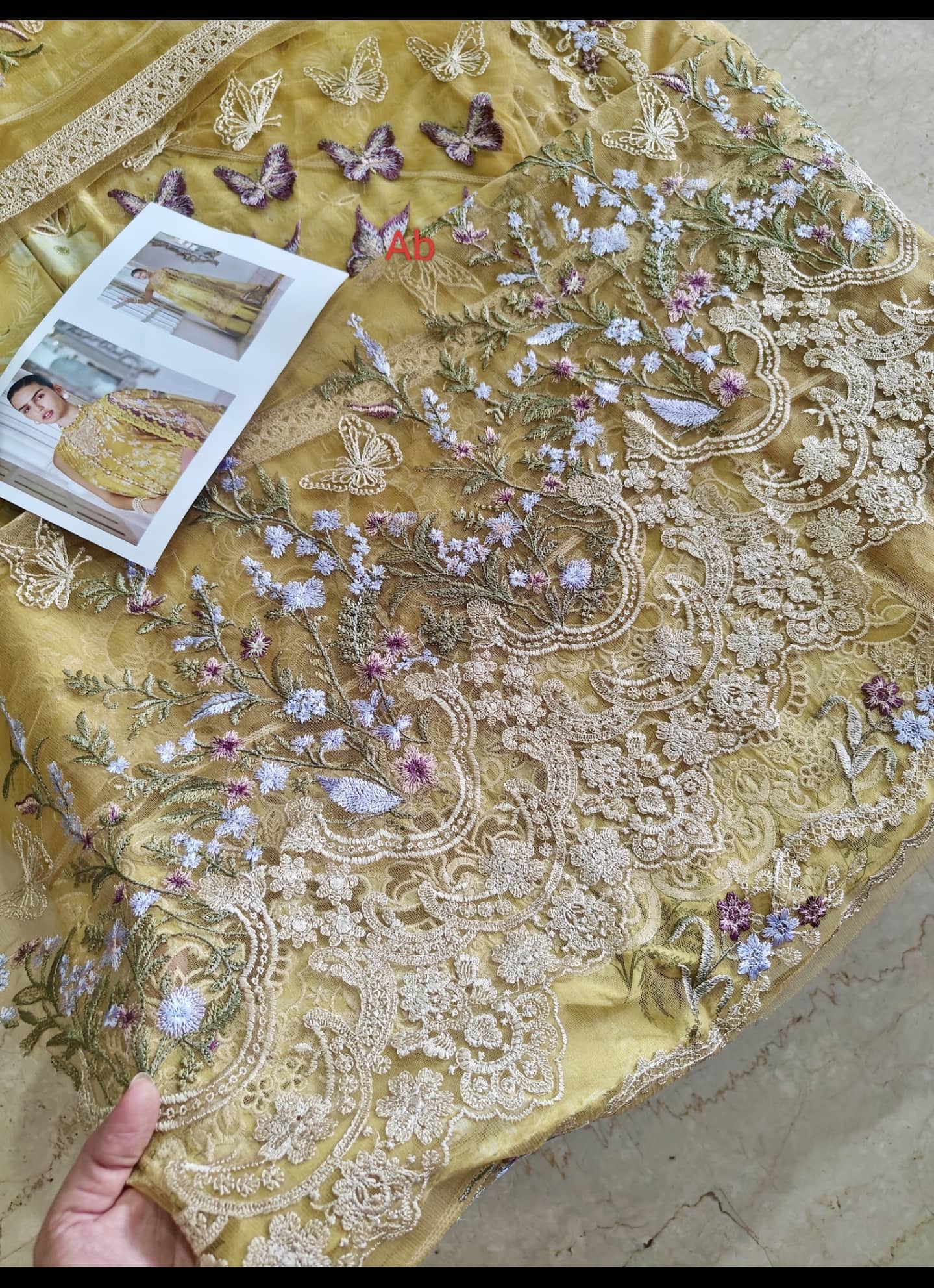 Open Pic/Sobia Nazir Luxury Lawn 26/12B