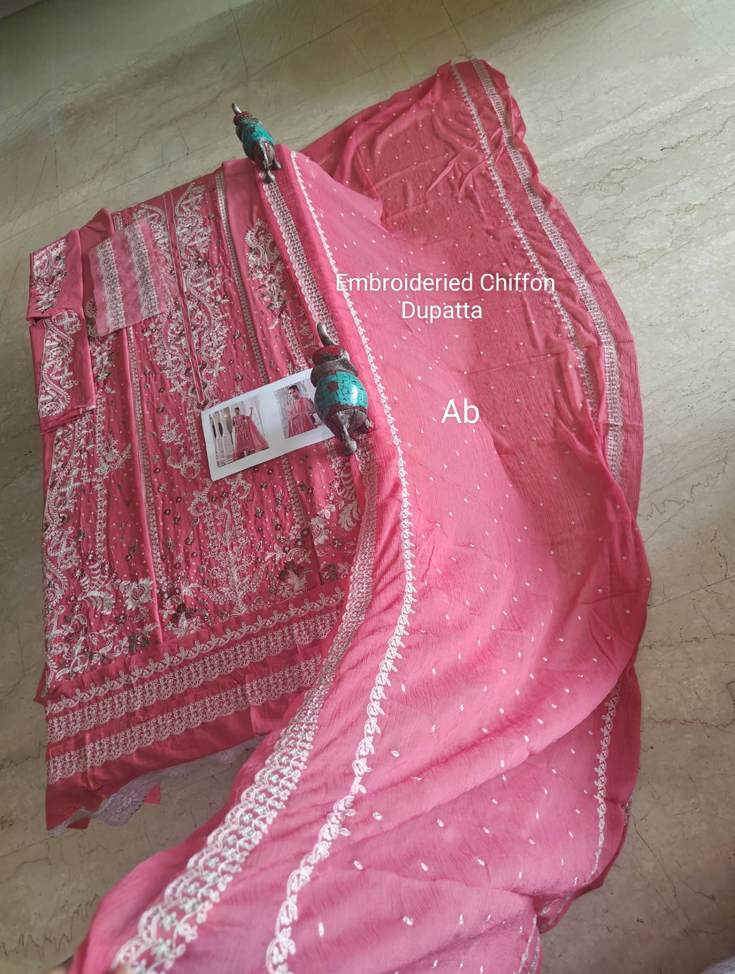 Open Pic/Sobia Nazir Luxury Lawn 26/8B