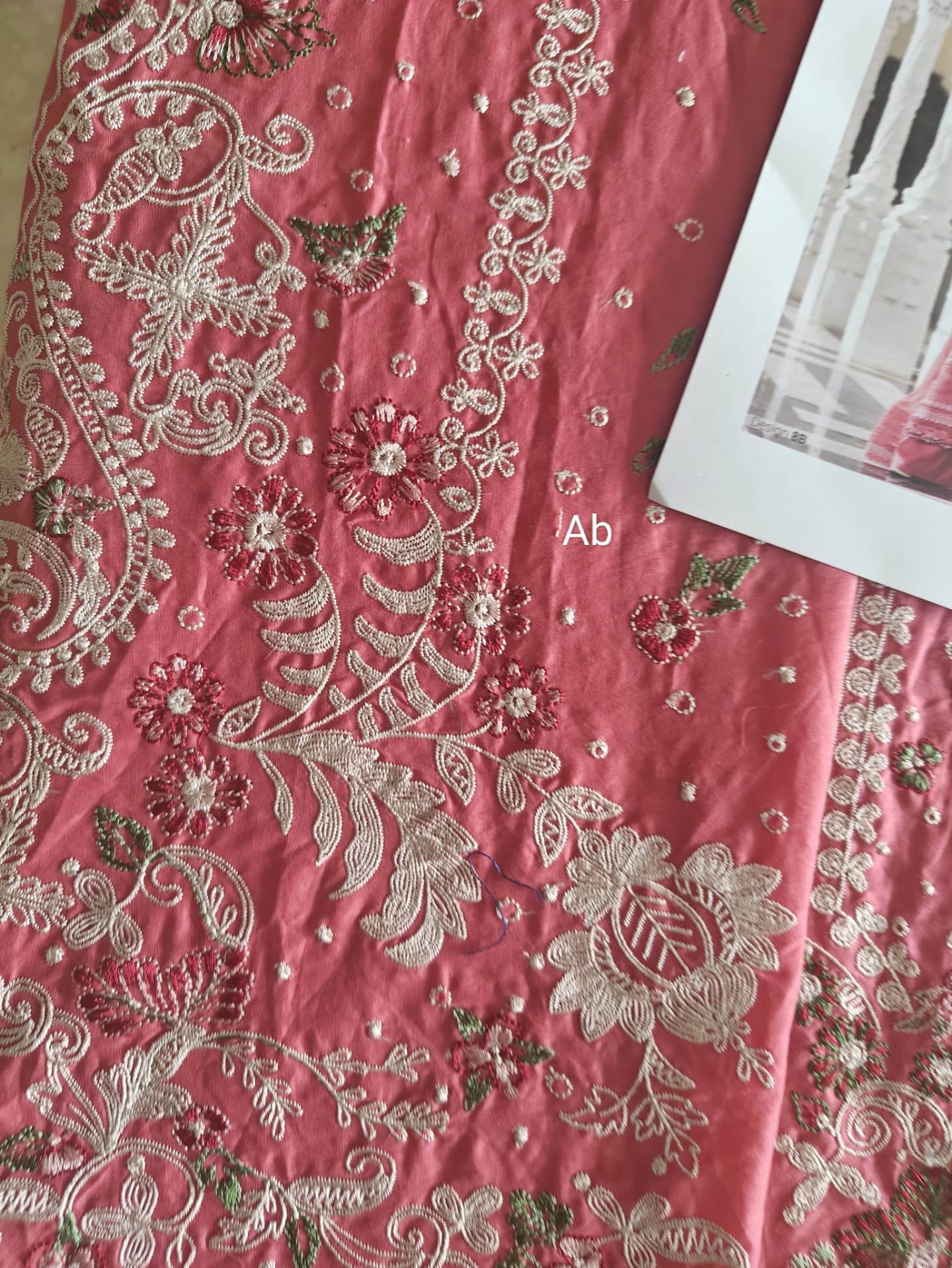 Open Pic/Sobia Nazir Luxury Lawn 26/8B