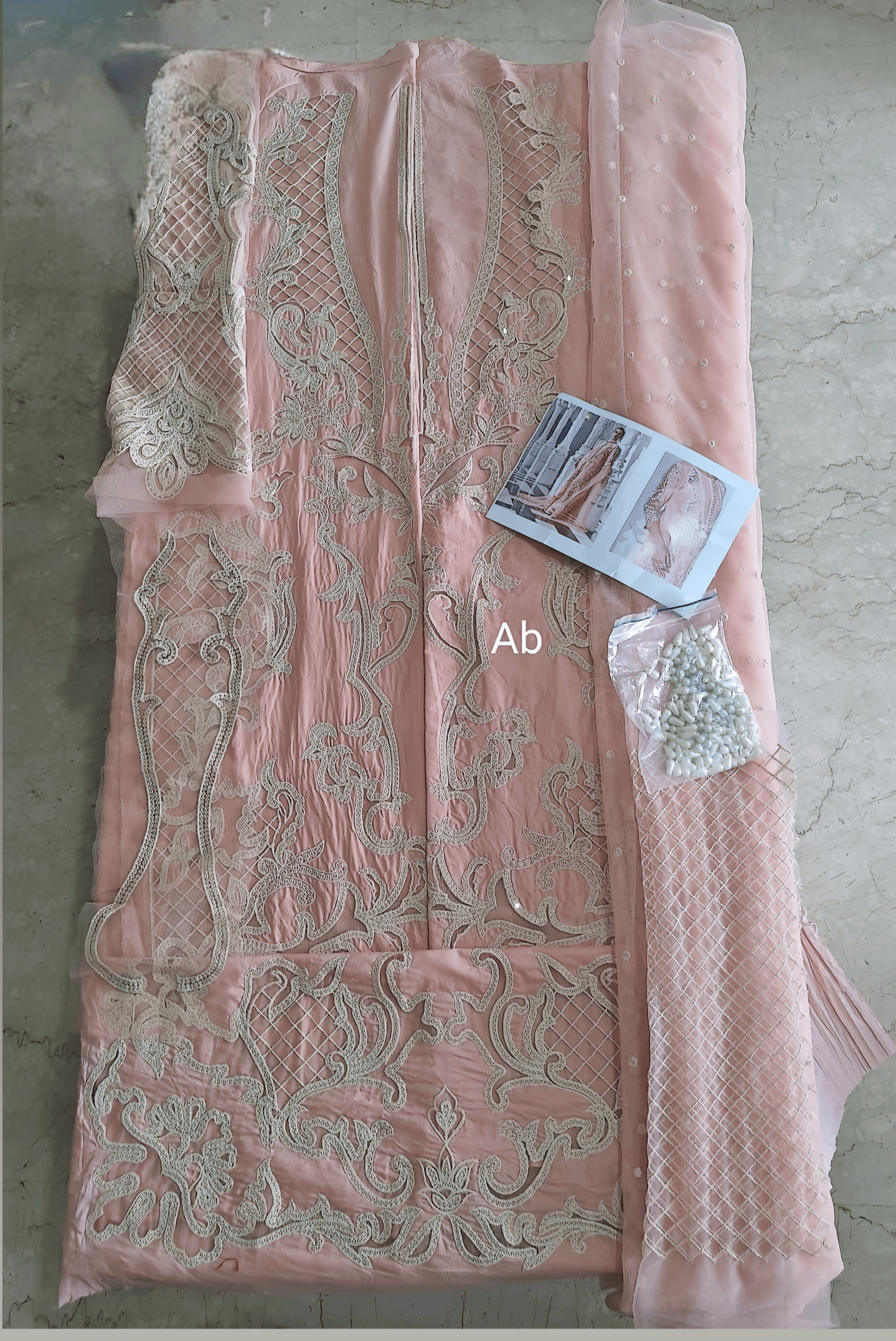 img_sobia_nazir_lawn_awwal_boutique