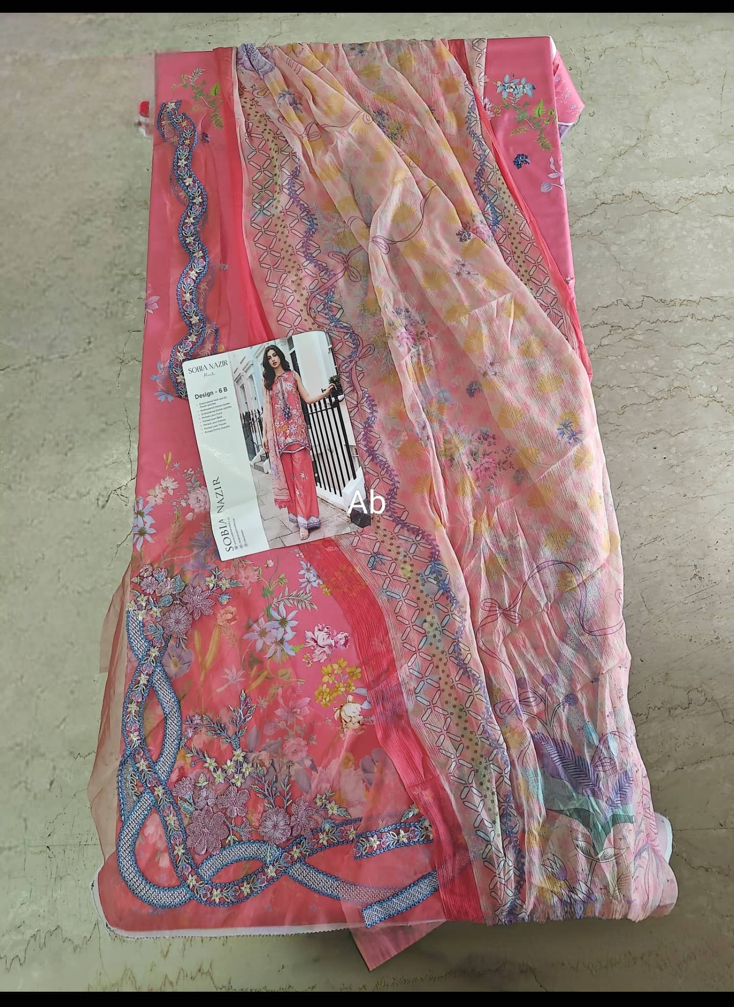 img_sobia_nazir prints_awwal_boutique