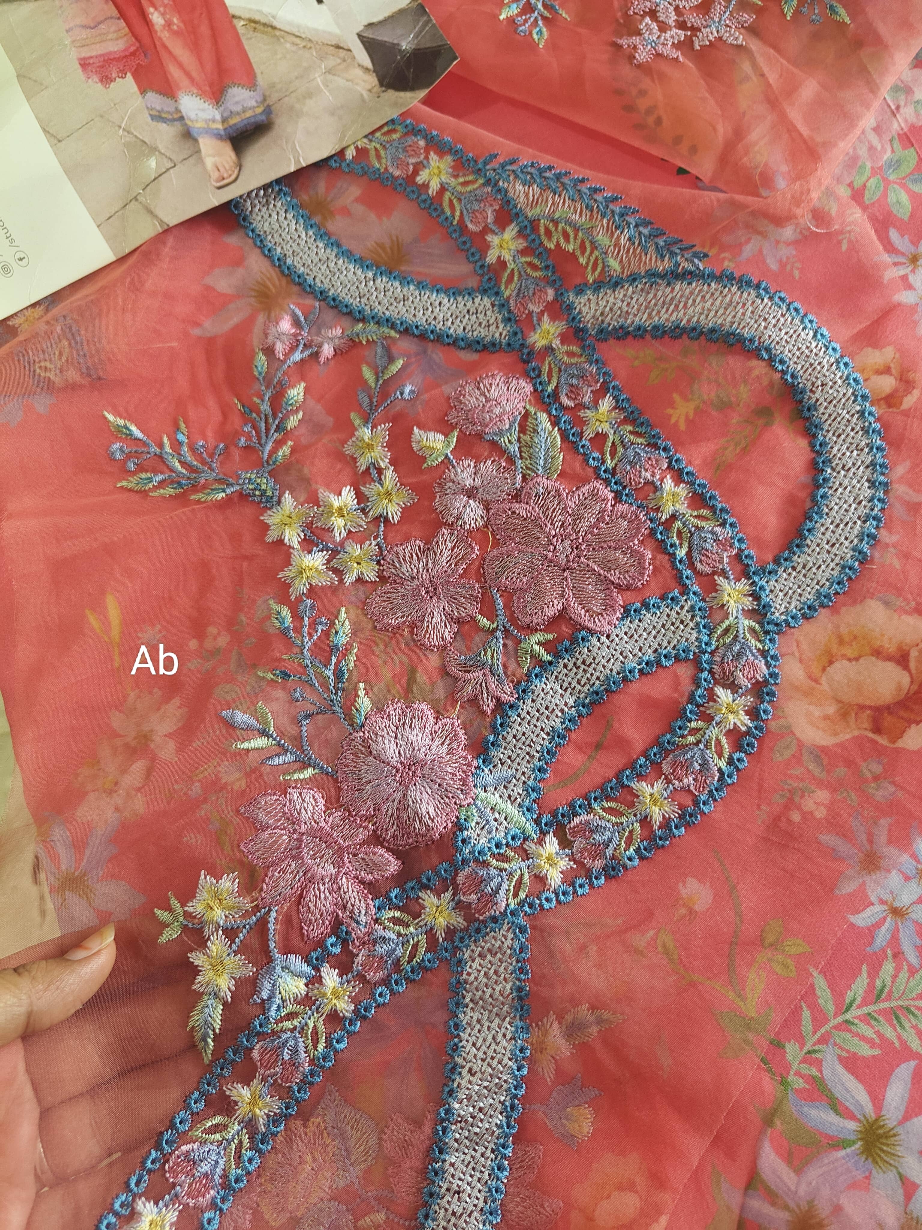 img_sobia_nazir prints_awwal_boutique