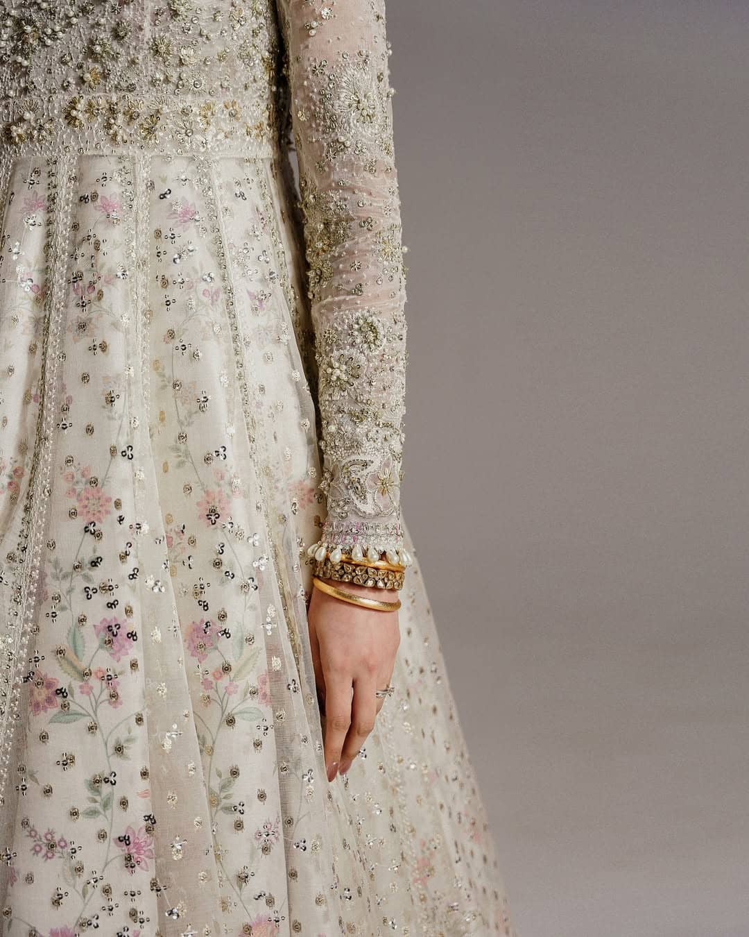 img_suffuse_by_sana_yasir_freesia_wedding_awwal_boutique