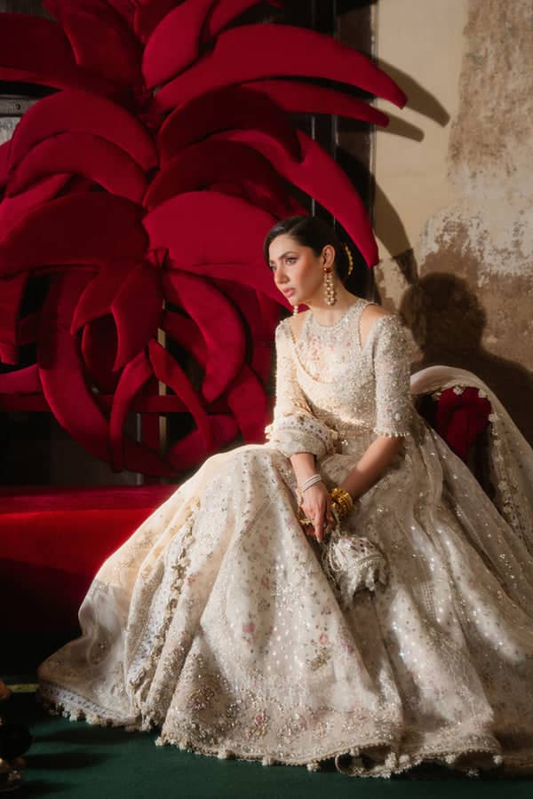 img_suffuse_by_sana_yasir_freesia_wedding_awwal_boutique