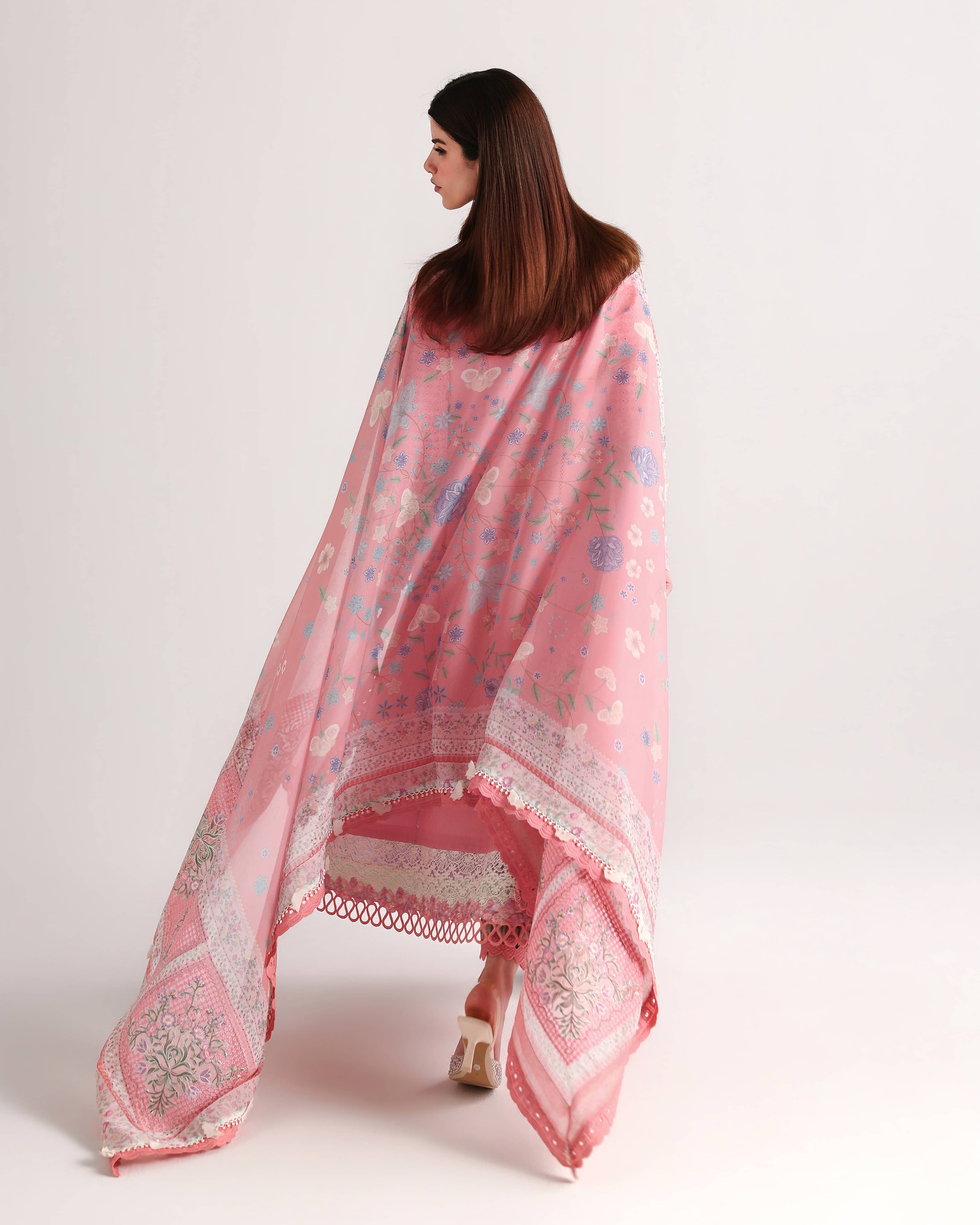 Sale‼️Suffuse Luxury Lawn 26/Kesira/Pink