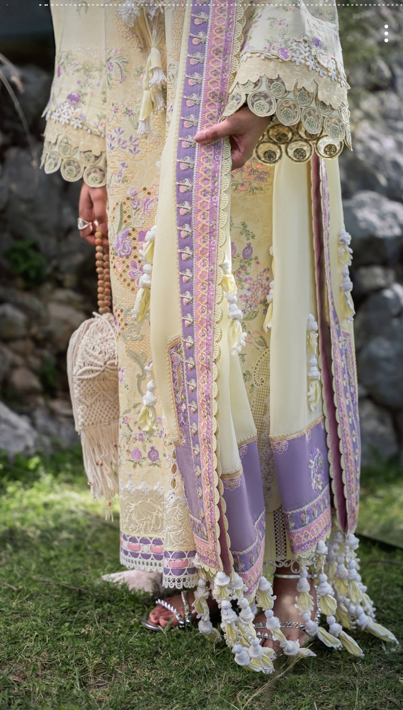 Suffuse Luxury Lawn 26/Telya/Lemon Yellow