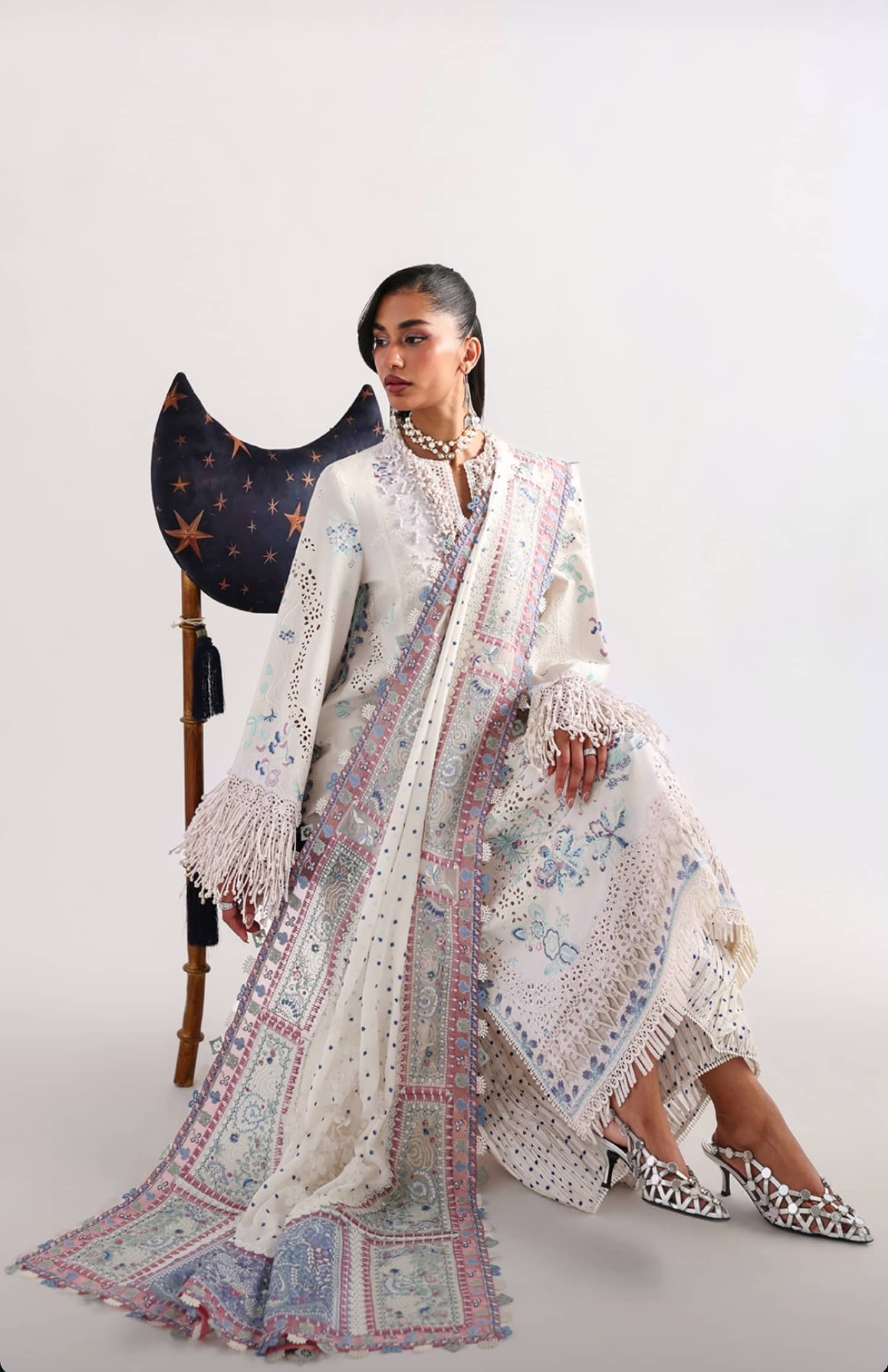 img_suffuse_luxury_lawn_26_awwal_boutique