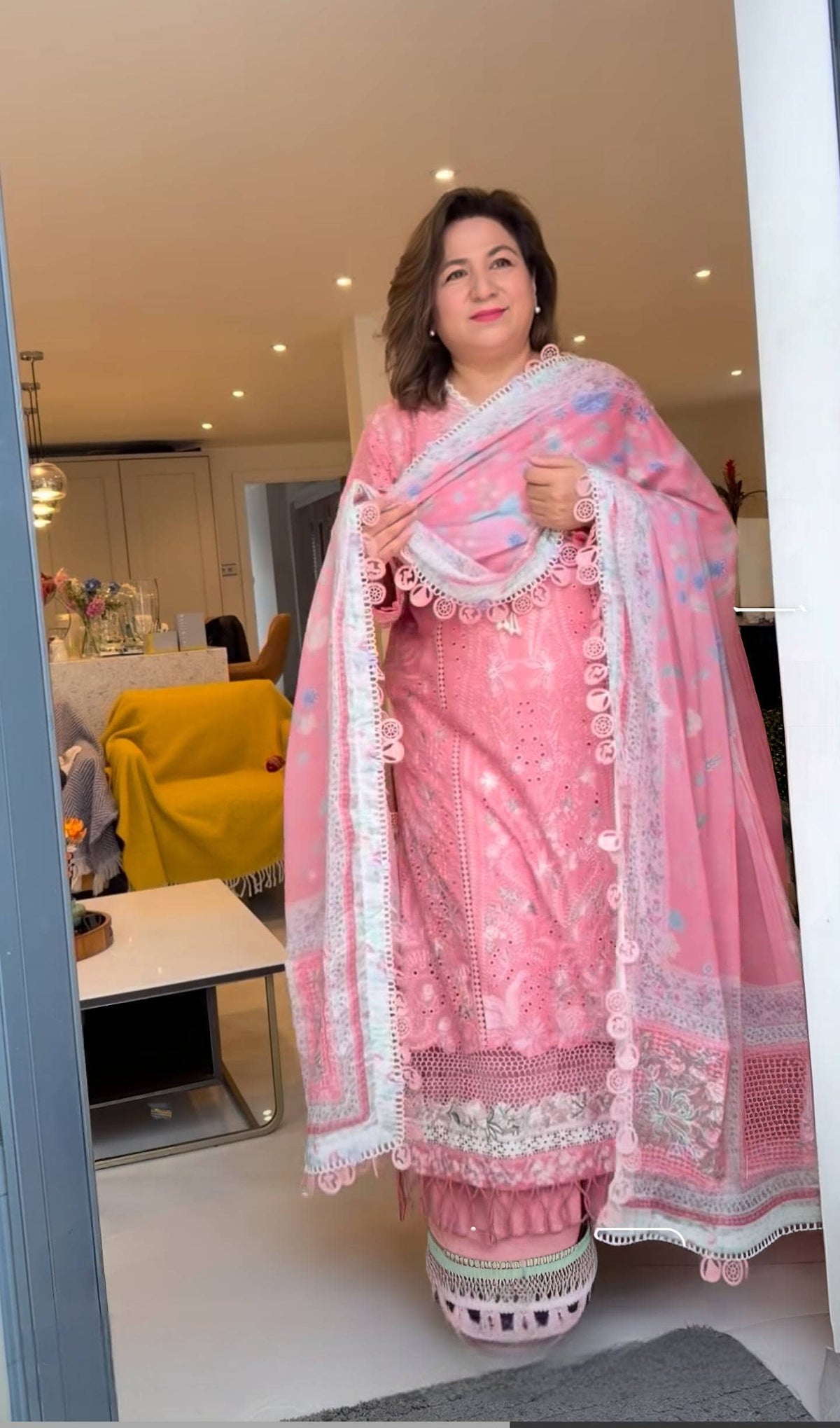 img_suffuse_lawn_awwal_boutique