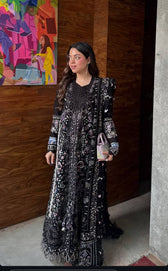 Spotted/Sale‼️Suffuse Luxury Lawn 26/Meravi/Black
