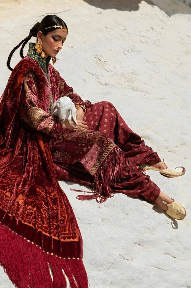 img_sana_safinaz_winter_23_awwal_boutique