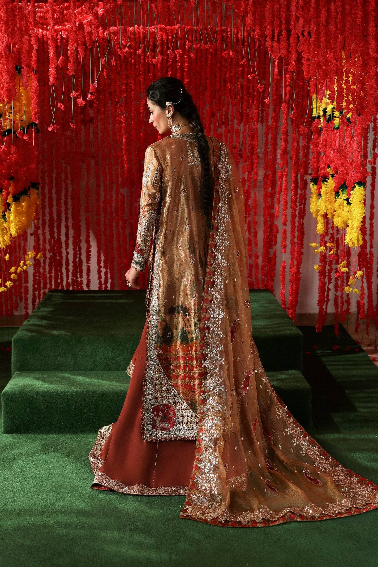 img_afrozeh_shehnai_wedding_awwal_boutique